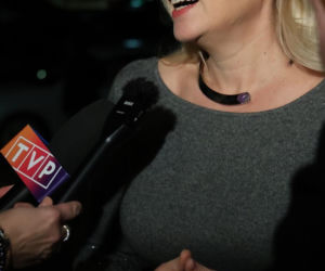 Barbara Nowacka na studniówce