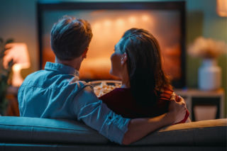 Co oglądać w Wielkanoc? Te filmy i seriale to absolutne pewniaki - w TV i online