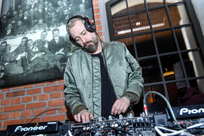 To on ma skraść show w Tańcu z Gwiazdami. Będzie Karolakiem nowej edycji!