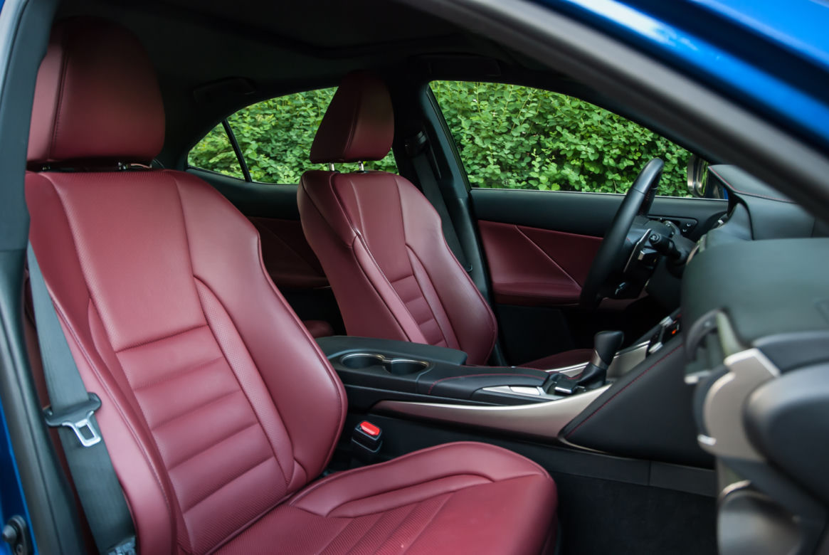 Lexus IS300h F SPORT