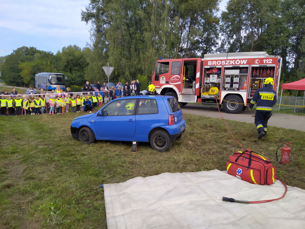 ZOBACZ ZDJĘCIA z akcji "Bezpieczny przejazd" w Koszewnicy, w gminie Kotuń - 15.09.2022