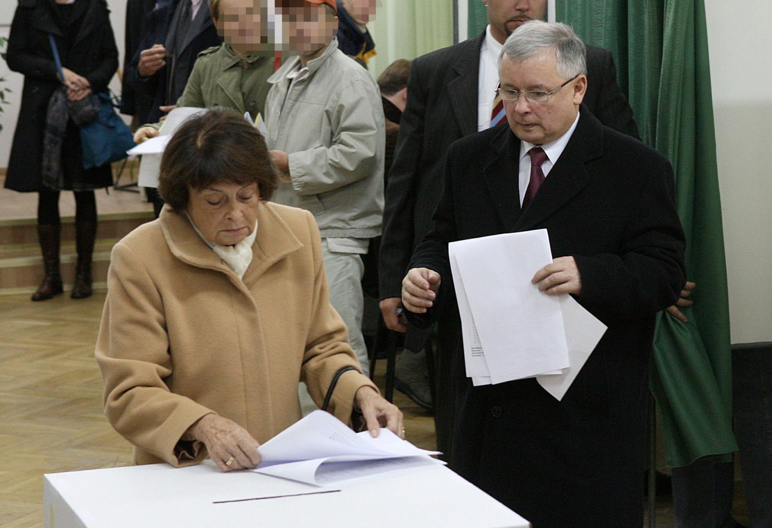 Jarosław Kaczyński ujawnia, jaką matką była Jadwiga Kaczyńska. Te słowa poruszają do…