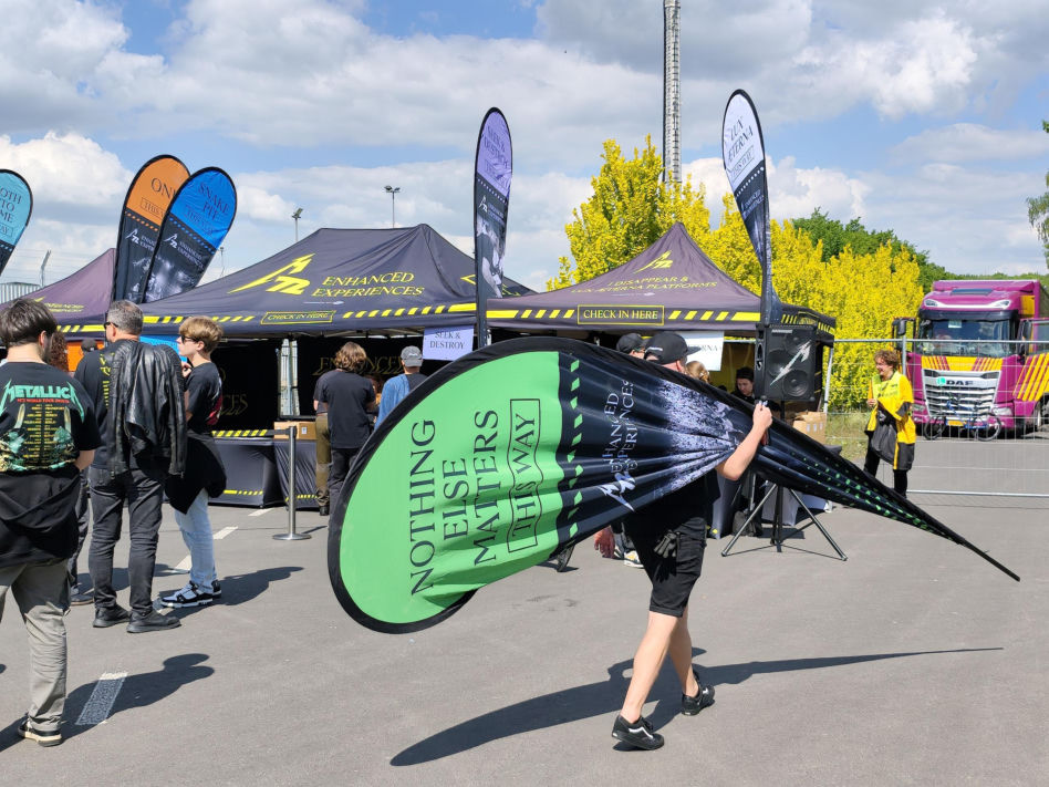 Długie kolejki i tłum fanów przed koncertem Metaliki