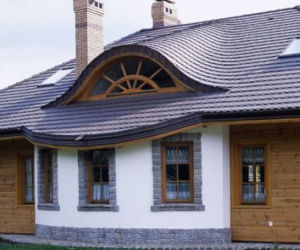 Kształt i wielkość lukarn - lukarna owalna