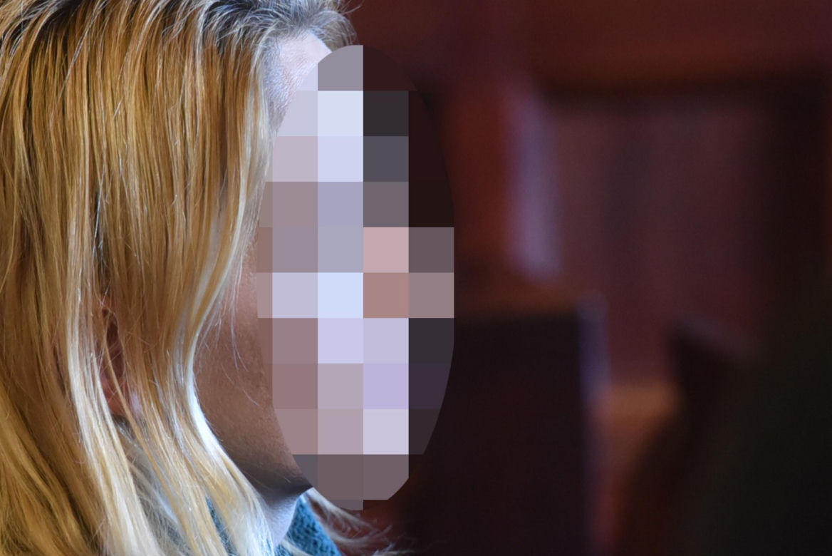 Początek procesu mężczyzny, który na ulicy odgryzł nos żonie 
