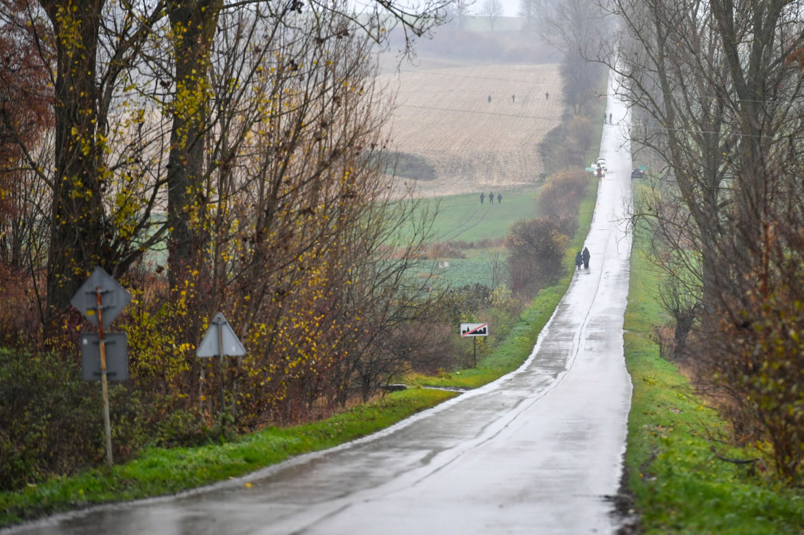 Przewodów po tragedii. Wojsko przy granicy