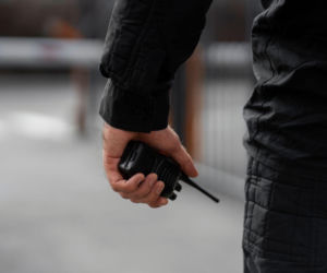 Za 1200 zł oferowali cudzoziemcom fałszywy status studenta. Małżeństwo D. trafiło do aresztu