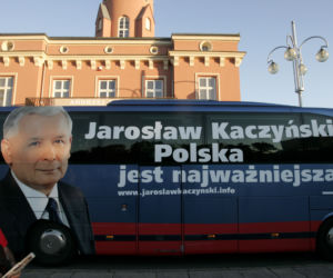 Oni prowadzili kampanię z autobusów