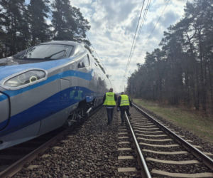 Do dramatycznego zdarzenia doszło na w okolicach Susza. Pociąg Pendolino potrącił nastolatka
