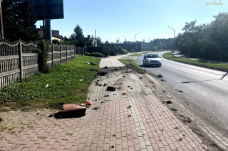 Śląskie: Kierowca TIR-a wjechał w barierki przy szkole podstawowej. Był tak pijany, że nie potrafił dmuchnąć w alkomat
