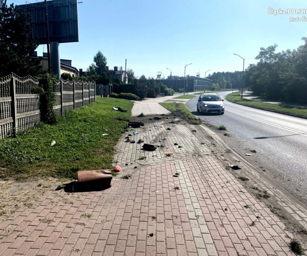 Śląskie: Kierowca TIR-a wjechał w barierki przy szkole podstawowej. Był tak pijany, że nie potrafił dmuchnąć w alkomat