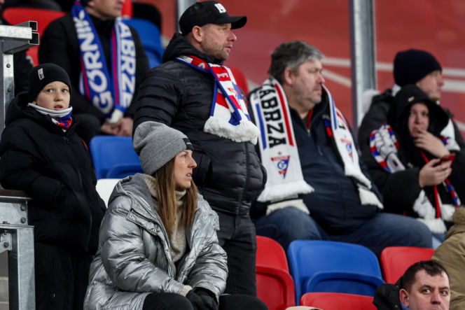 Górnik Zabrze - Pogoń Szczecin: Zdjęcia kibiców z meczu 22. kolejki PKO BP Ekstraklasy