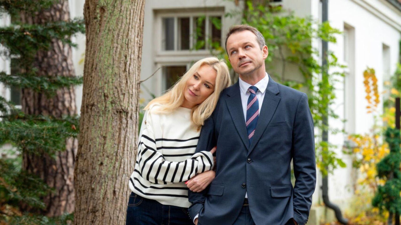 Barwy szczęścia odc. 3147. Karolina (Marta Dąbrowska), Bruno Stański (Lesław Żurek)