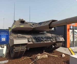 Niemiecki czołg Leopard 2A4 z wieżę czołgu KF51 Panther