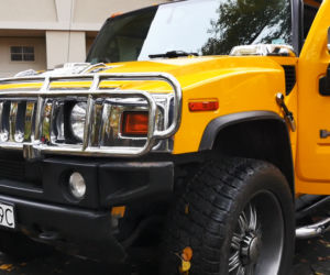 żółty Hummer w filmie Miszmasz, czyli Kogel-Mogel 3