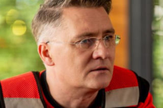 Na sygnale. Psi bohater odnajduje umierającą córkę Witolda