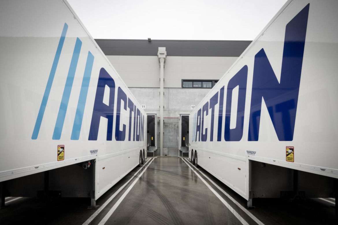 Action inwestuje w Polsce