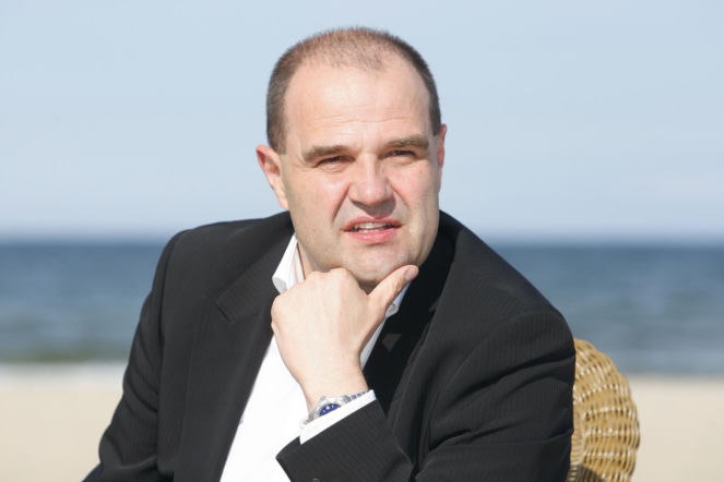 Cezary Żak ma radę dla Polaków. Ranczo edukuje!