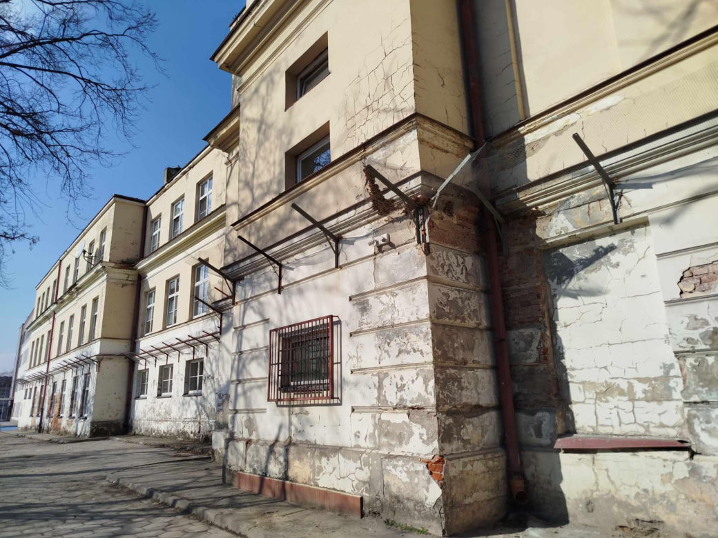 Miasto Siedlce pozyskało 100% dofinansowania kosztów kwalifikowanych na realizację zadania pn. „Termomodernizacja budynków oświatowych na terenie miasta Siedlce”.