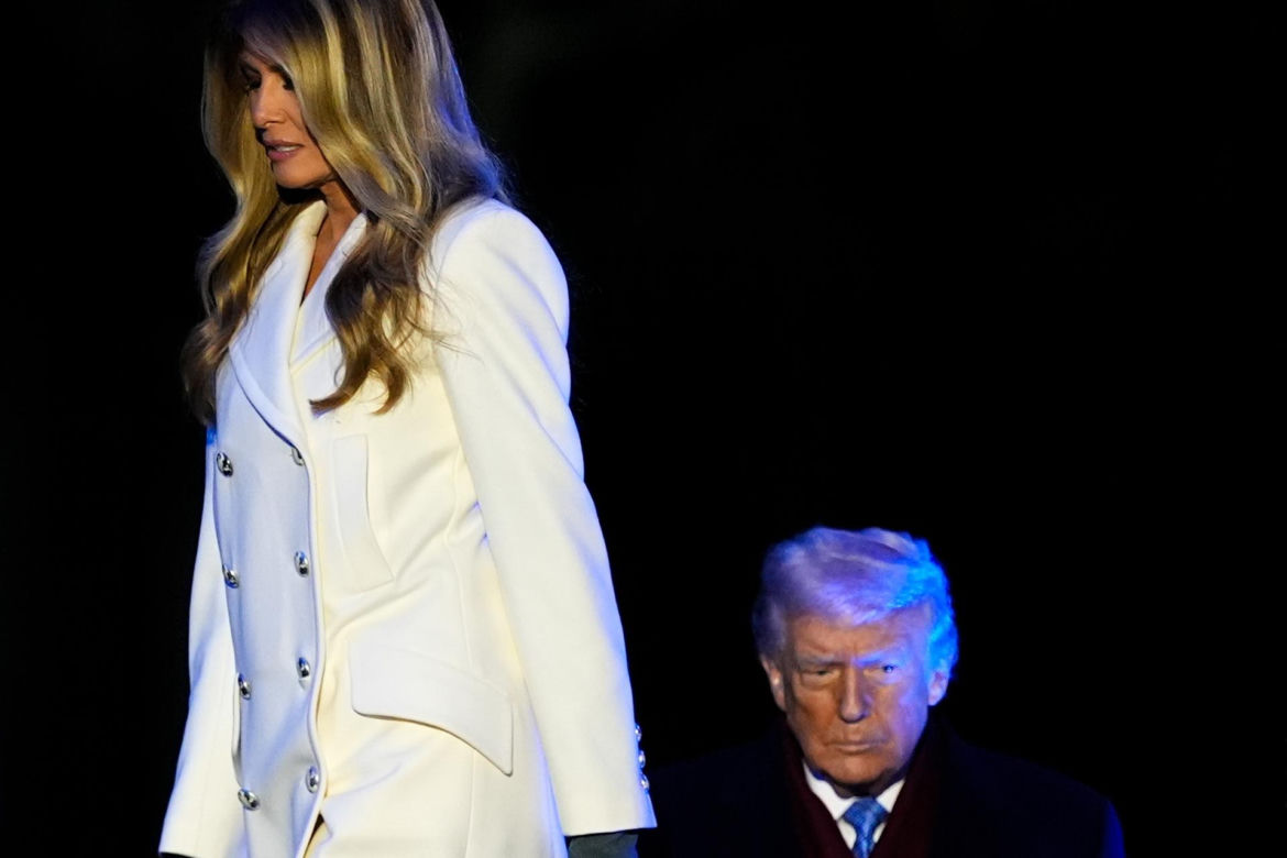 Melania Trump zapaliła choinkę przed Białym Domem! Podoba Ci się?