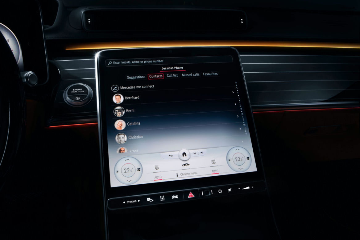 (2021) Nowy Mercedes-Benz Klasy S i jego nowoczesne wnętrze