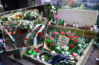 Tak teraz wygląda grób Umer. Tablica z nazwiskiem ukochanego męża i mnóstwo kwiatów