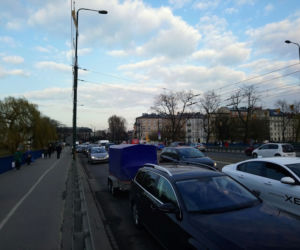 Kraków: Poważny wypadek na rondzie Grunwaldzkim. Karetka zderzyła się z autobusem