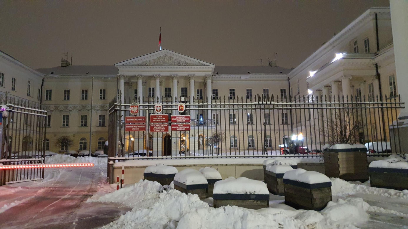 Zimowe utrudnienia w Warszawie