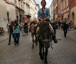 Mongolska strzała pokoju trafiła do Krakowa.