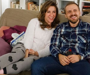 O mnie się nie martw 4 sezon odc. 4. Krzysiek Małecki (Paweł Domagała), Marta (Katarzyna Ankudowicz)