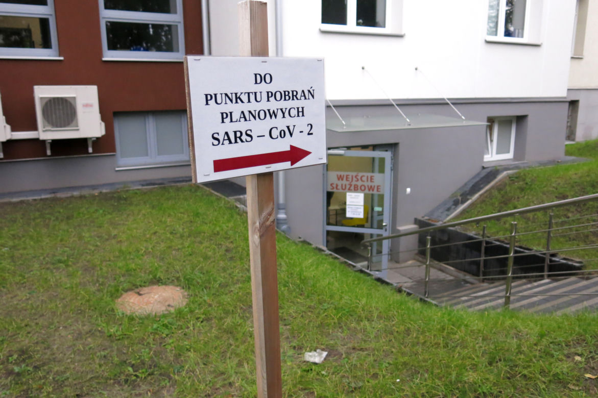 Podlaskie. W szpitalach brakuje respiratów dla pacjentów z koronawirusem?