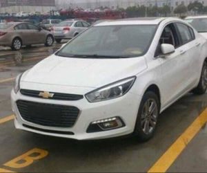 Tak będzie wyglądał nowy Chevrolet Cruze! - FOTO