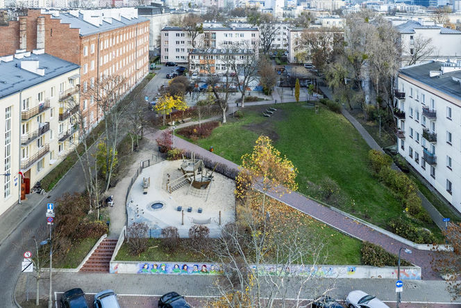 To najstarsze osiedle w Warszawie. Aby żyć jak w bajce panowały tu dziwne zasady