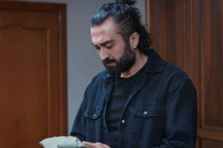 Dziedzictwo, odcinek 836: Ferit doznaje szoku, gdy odkrywa, że Ayse i Koray planują ślub