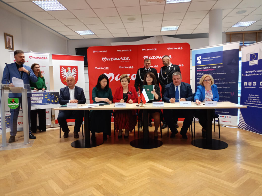 Dzięki wsparciu z Unii Europejskiej, w całym subregionie siedleckim za 48 mln zł zakupione zostaną 32 nowe wozy strażackie
