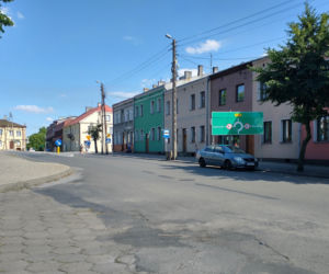 To miasto w woj. łódzkim kiedyś prawie się wyludniło. Dziś jest jednym z najciekawszych w regionie