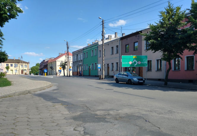 To miasto w woj. łódzkim kiedyś prawie się wyludniło. Dziś jest jednym z najciekawszych w regionie