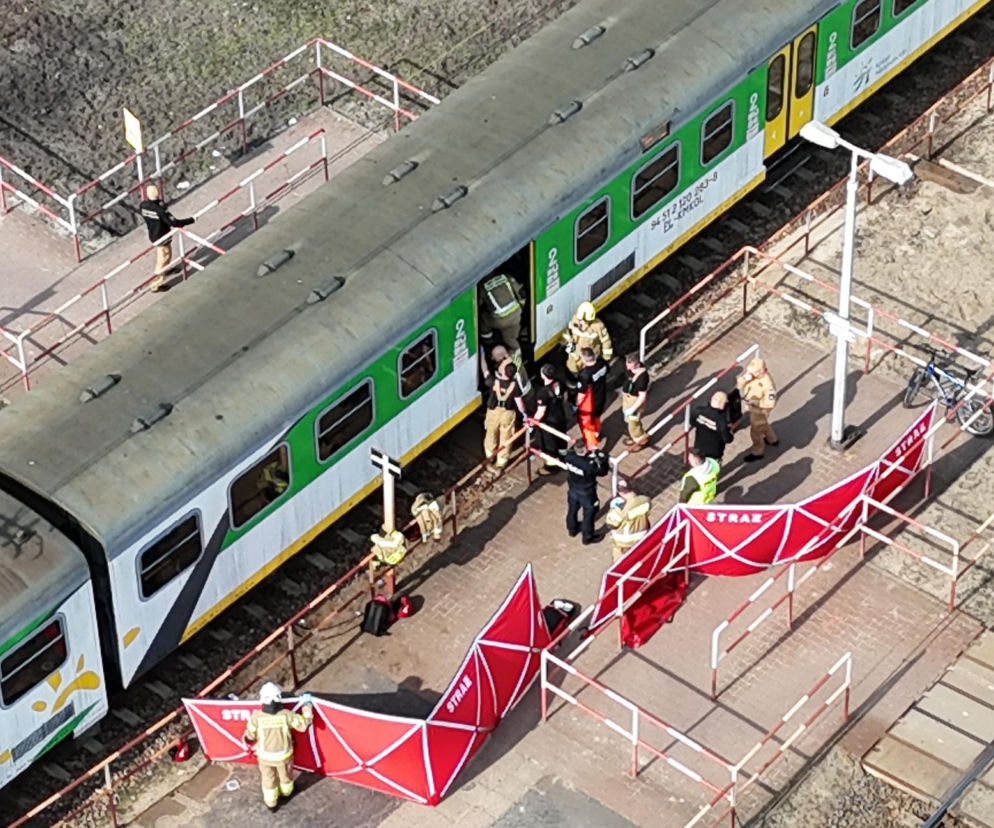 22-latek wszedł na tory w słuchawkach na uszach. Nagle znalazł się pod nadjeżdżającym pociągiem!