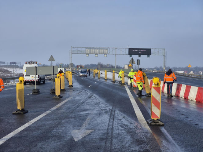 15 stycznia 2026 otwarto nowy zjazd z Północnej Obwodnicy Krakowa (POK) na S7 w kierunku Warszawy na węźle Mistrzejowice