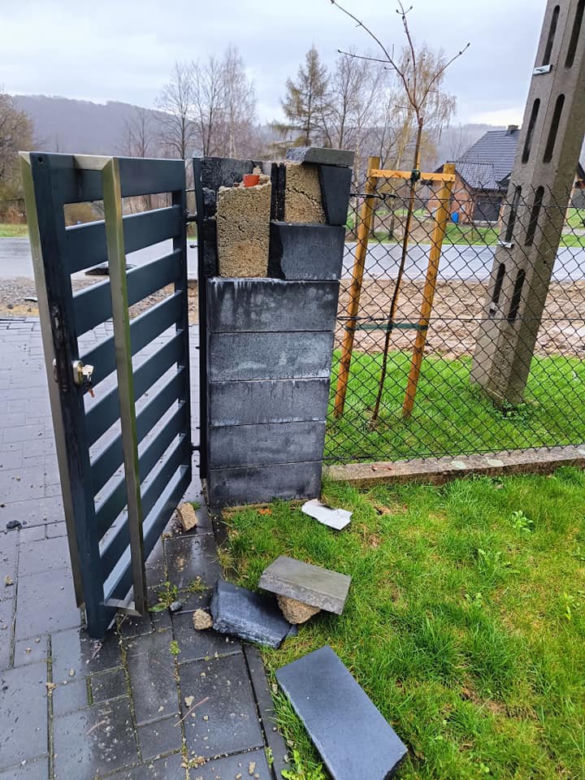 Szczepanowice. Strażacy interweniowali po uderzeniu pioruna