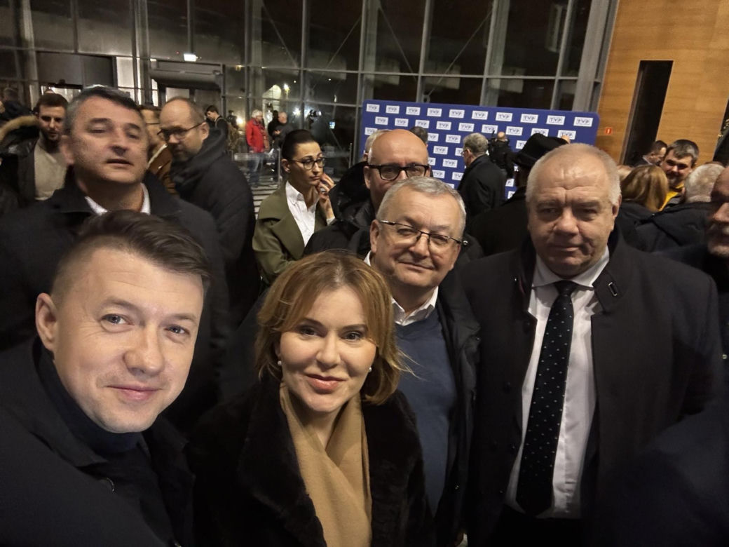 Politycy PiS w TVP. Tak bronią mediów