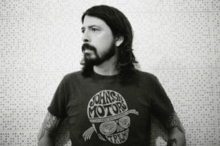 Samotna terapia po śmierci Kurta Cobaina. Dave Grohl w sześć dni nagrał cały debiut Foo Fighters