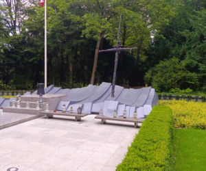 Pomnik Tym, którzy nie powrócili z morza już nie szokuje