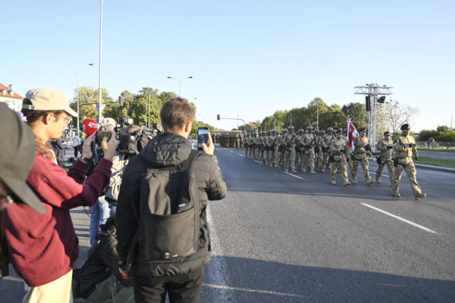 Próba generalna defilady wojskowej w Warszawie
