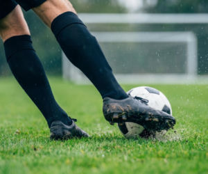 Bartosz Mazurek opuszcza ekstraklasę. Jaką potęgę zasili młody talent?