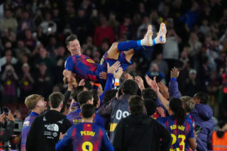 Robert Lewandowski po pożegnalnym meczu na stadionie Barcelony