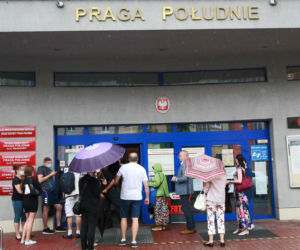 kolejka po zaświadczenia o prawie do głosowania