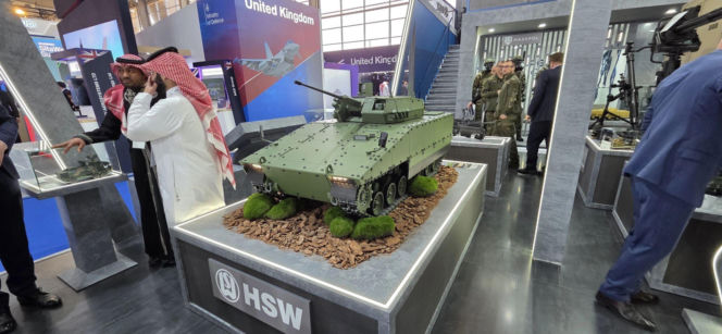 Borsuk i Ciężki BWP w Rijadzie. HSW prezentuje najnowocześniejszy sprzęt na światowych targach