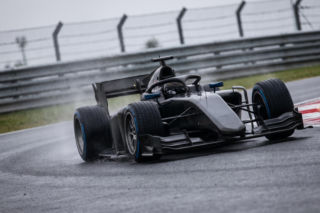 George Russell wygrywa sprint w Zandvoort. Kimi Antonelli powiększa przewagę w mistrzostwach
