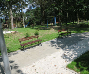 Zmodernizowany park w Wielgowie